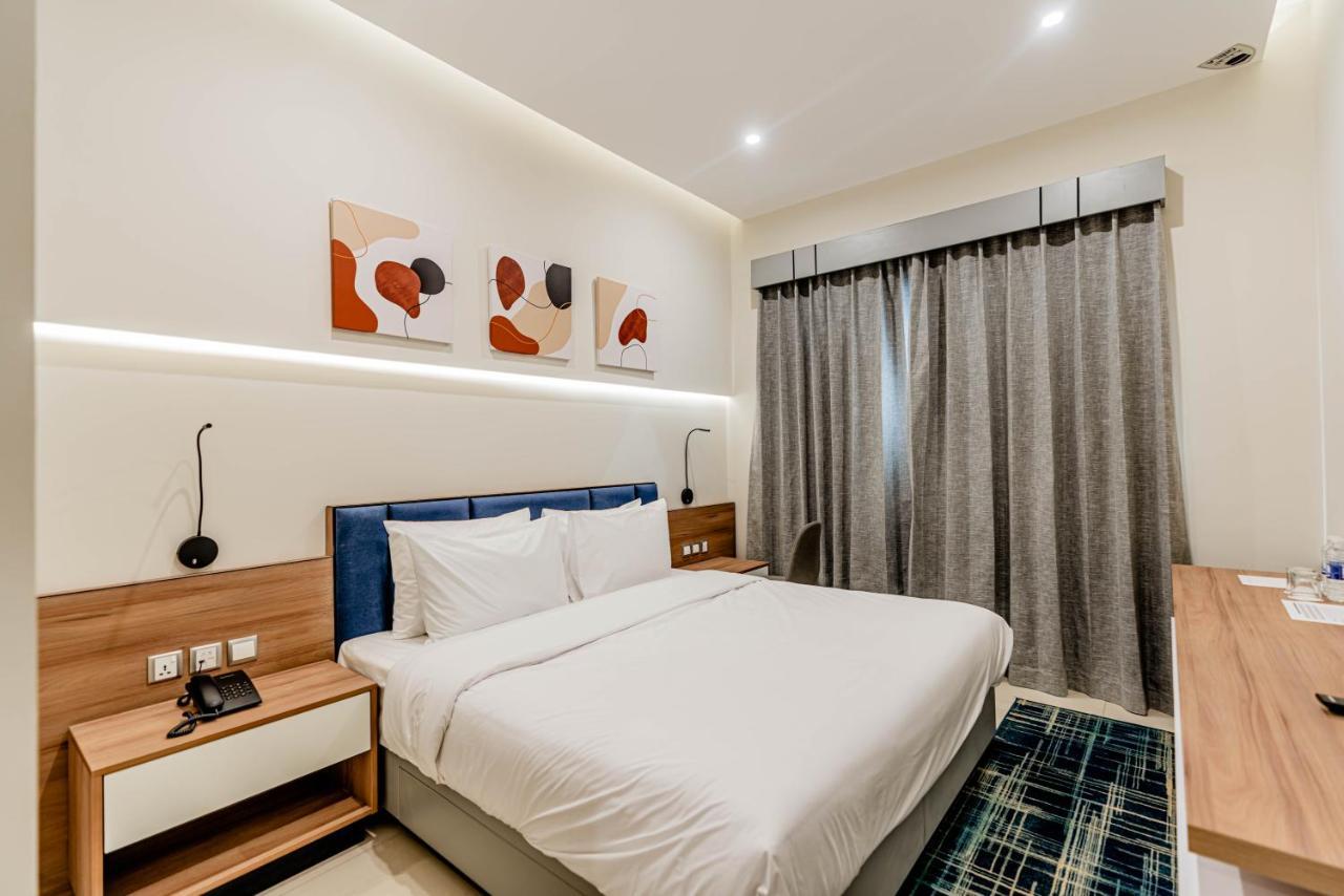 Resivation Hotel Dubaj Zewnętrze zdjęcie